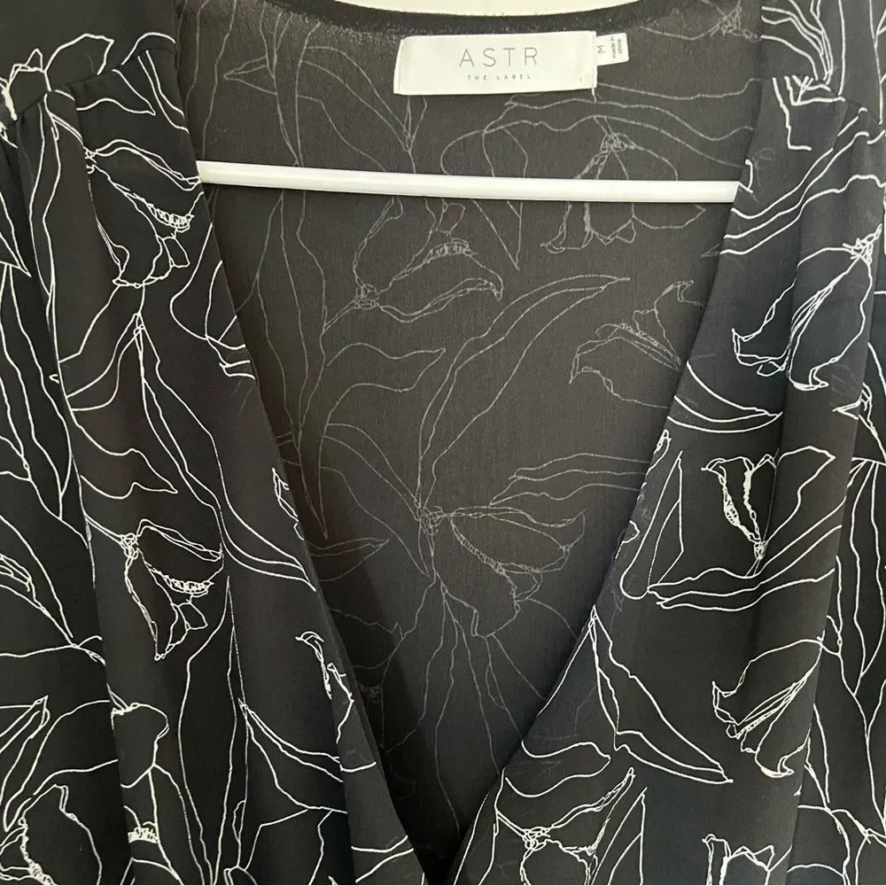ASTR the Label black floral long sleeve top with puff sleeves size medium